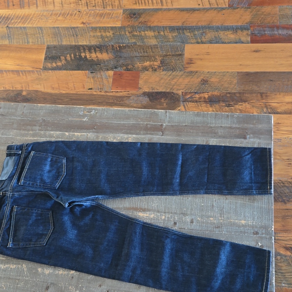 Naked and Famous jeans 32x30 - Picture 3 of 8